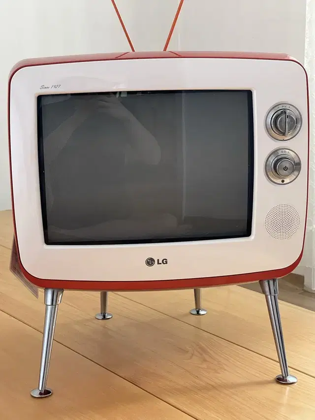 Lg 클래식 tv 14SR1EB 본체 팝니다