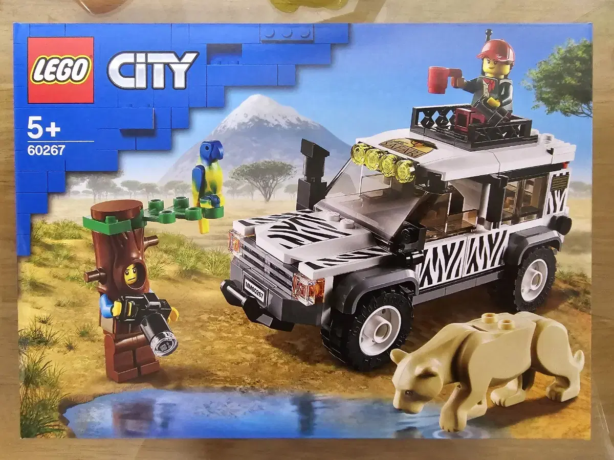 LEGO City 60267 Safari Offroader