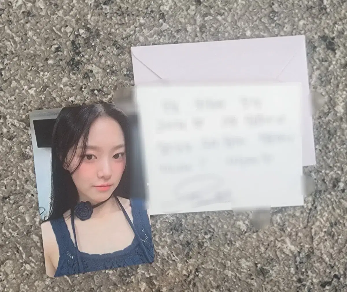 Loossemble Loossemble TTYL handwritten message card broadcast photocard sign hyunjin quantity