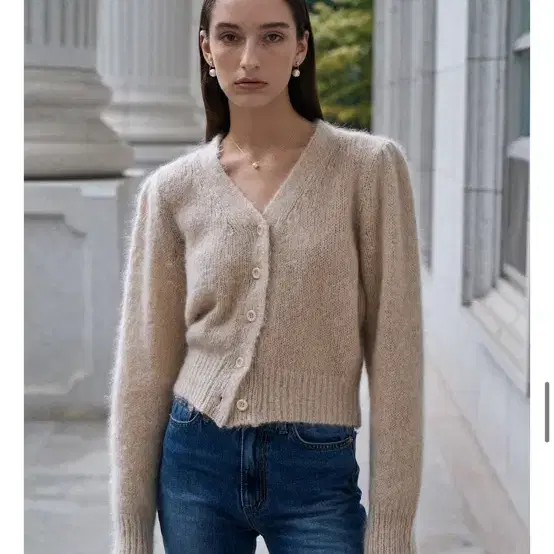 안젤라비안코 Amur Knit Cardigan_Beige 판매해요