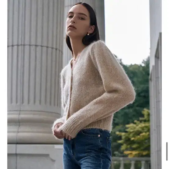 안젤라비안코 Amur Knit Cardigan_Beige 판매해요