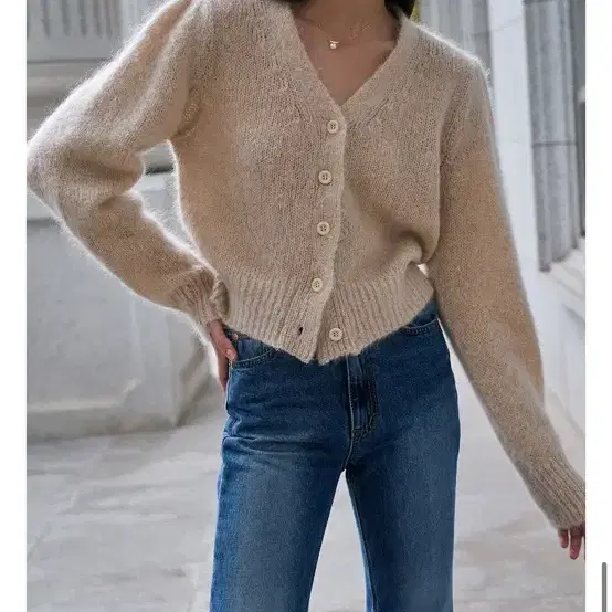 안젤라비안코 Amur Knit Cardigan_Beige 판매해요