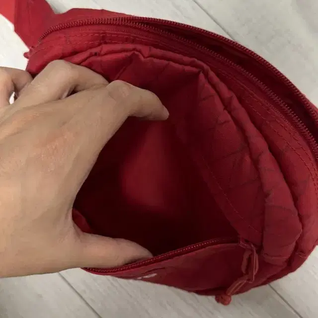 (정품) Supreme 가방 18fw waist bag red 슈프림