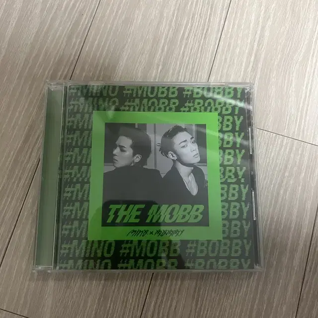 엠오비비 MOBB 맙 일본판 CD (송민호 & 바비)