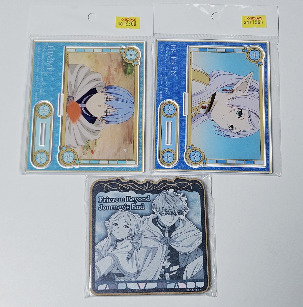 Jang Song's Pre-Ren acrylic stand Woodcoaster