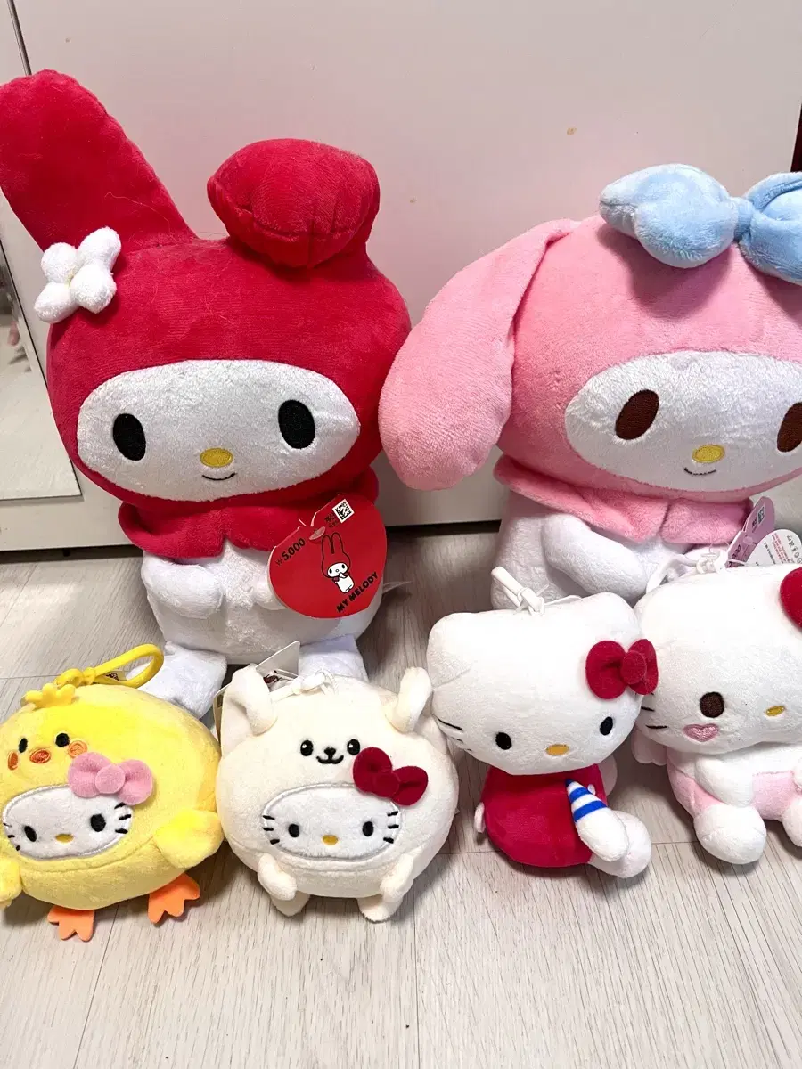 Daiso Sanrio dolls to sell for cheap