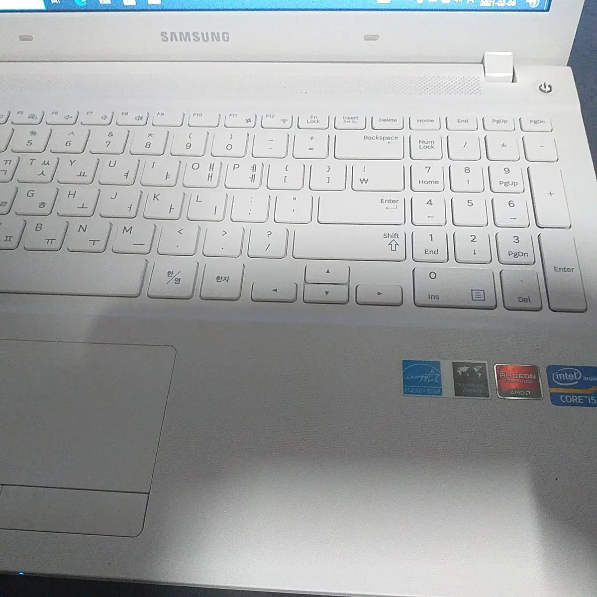 삼성 NT370R5E  i5-3230  15인치 노트북입니다