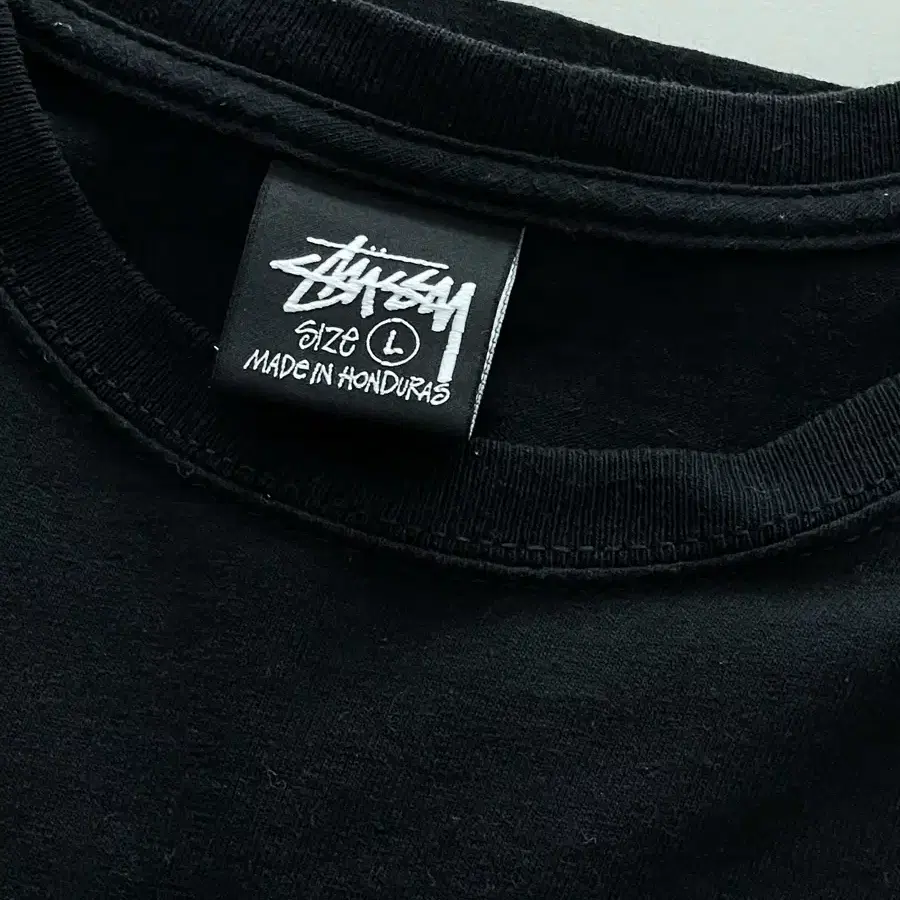 Stussy honolulu black 반팔 L