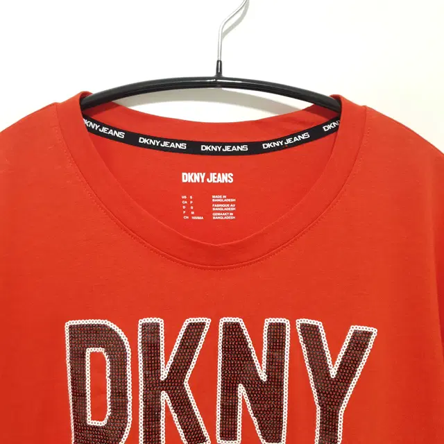 DKNY 크롭 반팔 S_i2780