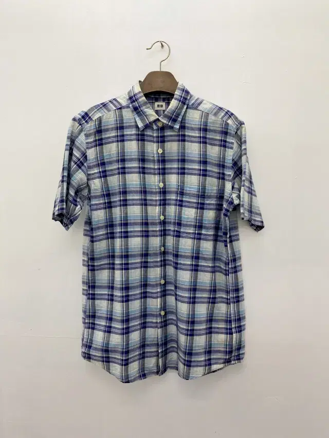 196 UNIQLO Short-sleeved check shirt (L)