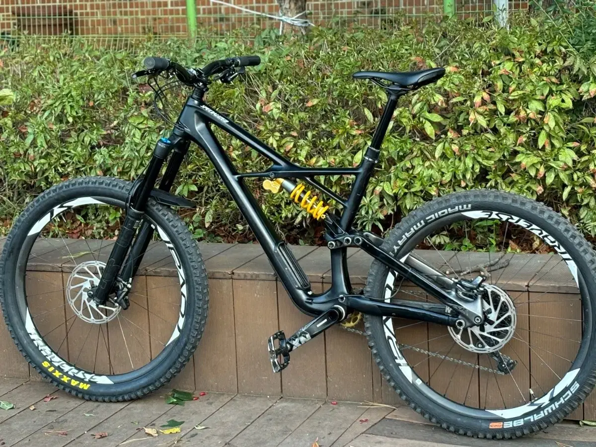 Specialized Elite Enduro Full Shock sell Cooler 245