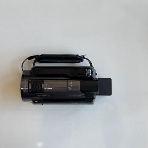 Sony HDR XR520V