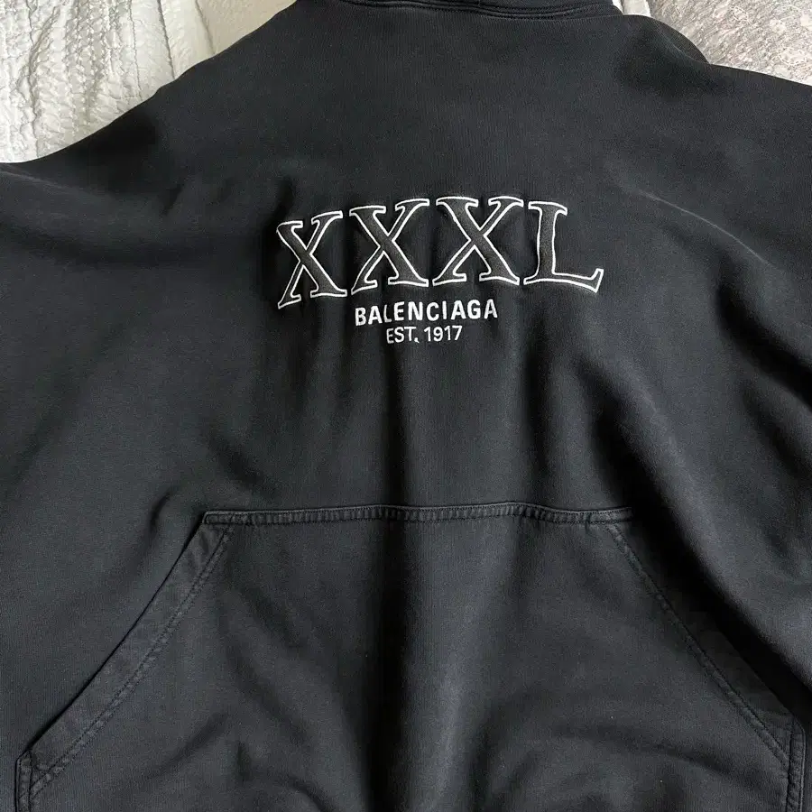 발렌시아가 3XL(XXXL)후드 후드티 판매 합니다