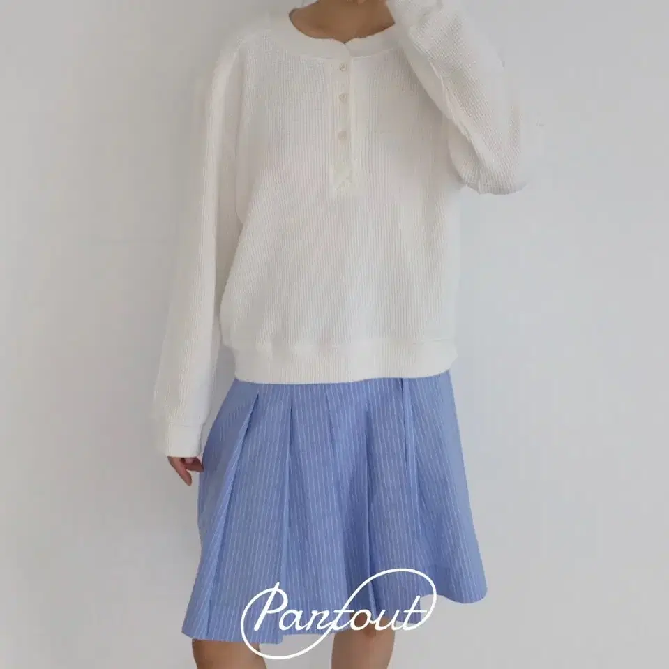 partout 파크투 Limpide pleated skirt M사이즈