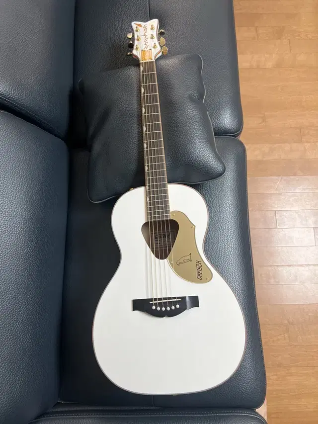 그레치 화이트 펭귄 어쿠스틱 gretsch white penguin ac