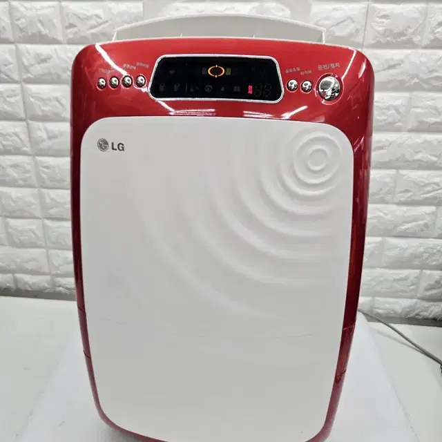 LG 제습기 10L 입니다