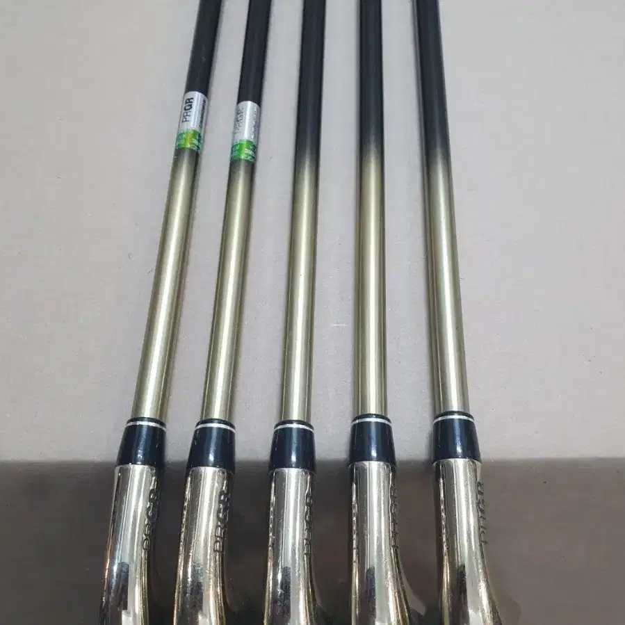 PRGR iD nabla RED 5~9번 M-37 R 아이언세트