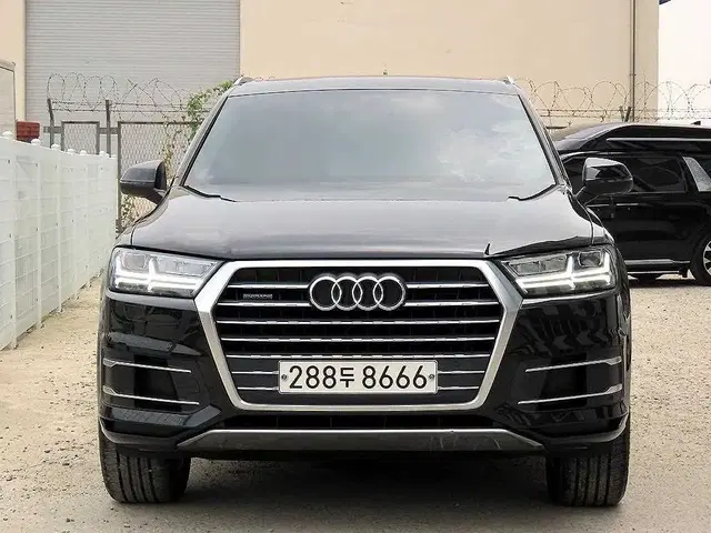 [아우디]Q7 (4M) 45 TFSI 콰트로_19년3만