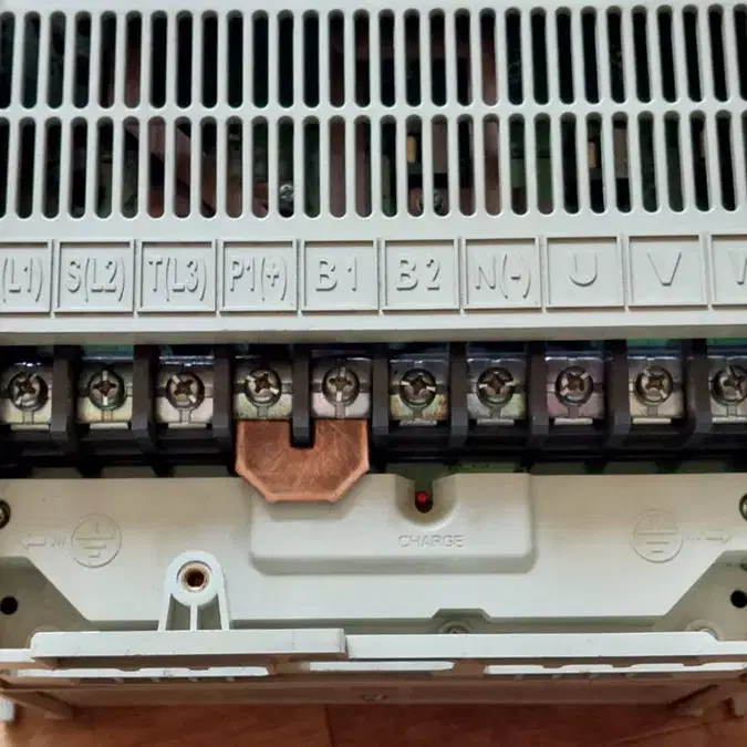 LS SV185iG5A-4 (18.5KW) 25마력 380V 인버터