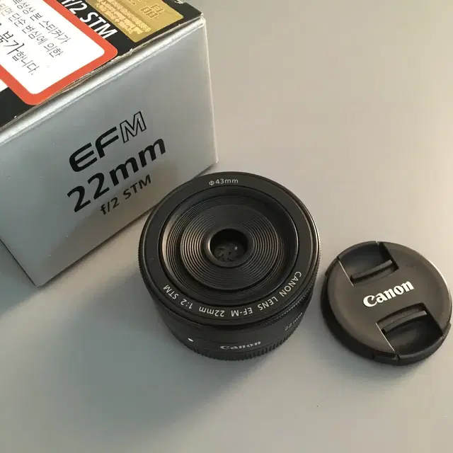 캐논 EFM 22mm F2 / 팬케익 단렌즈