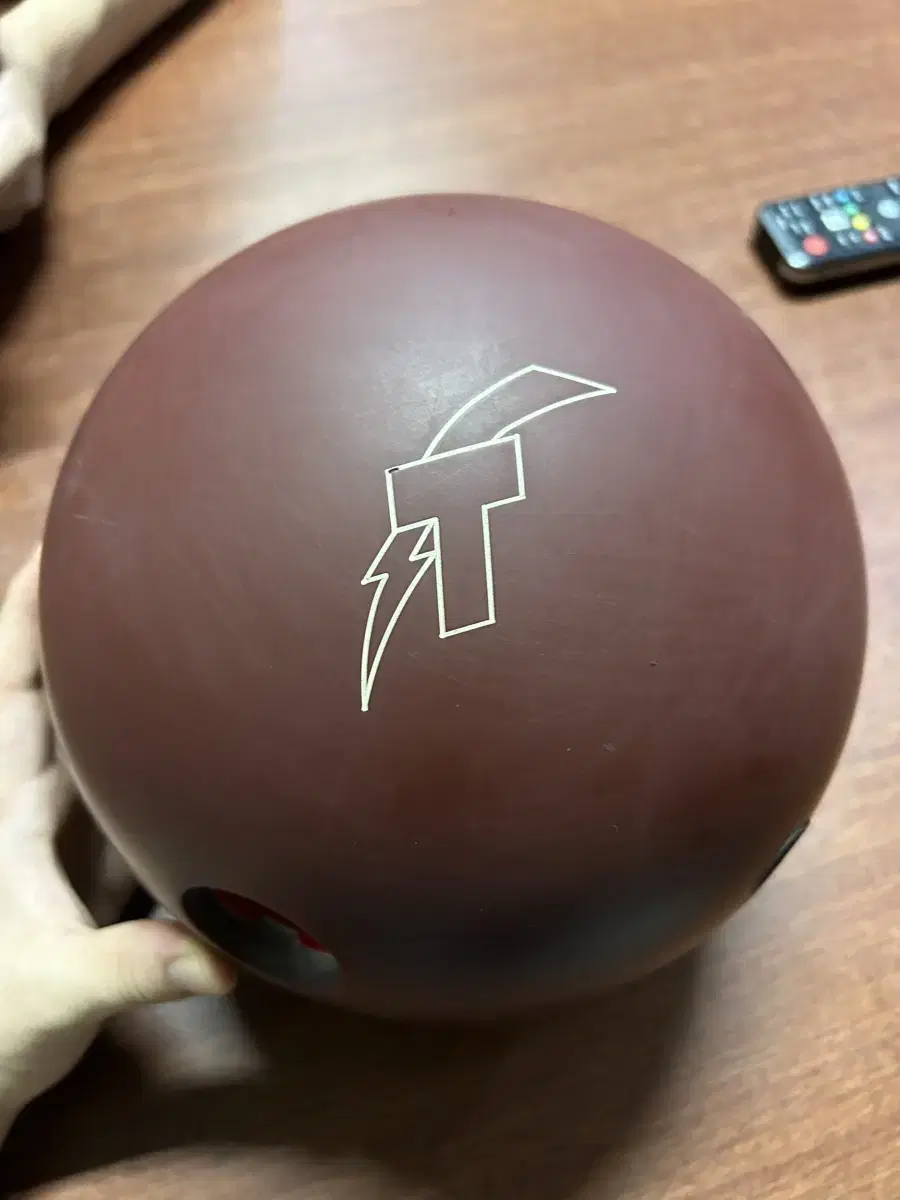 Thunderbolt 15P Official Ball