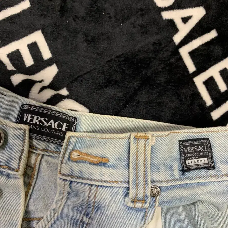 베르사체 진 Versace jeans 청바지 데님팬츠 일자바지 청팬츠