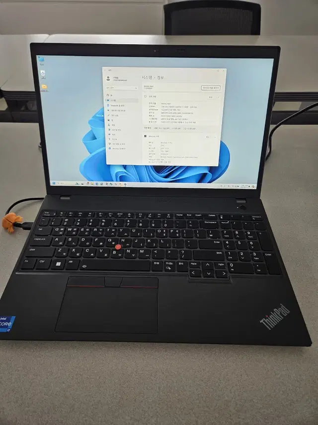 레노버 L15 Gen4 i7, 16g, 512g, 15.6 touch