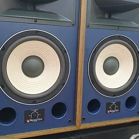 JBL 4305H스피커(신품수준)