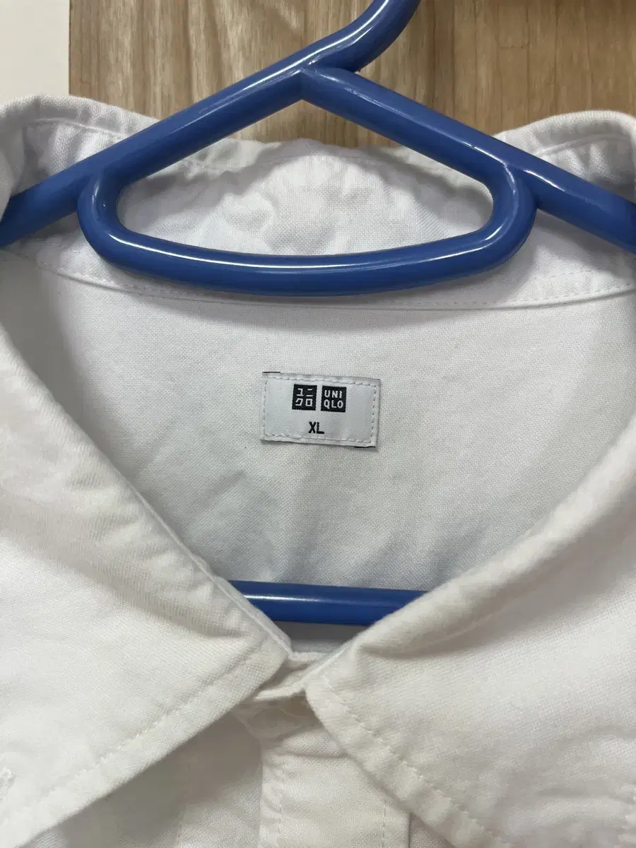 Uniqlo Overfit Short Sleeve Shirt