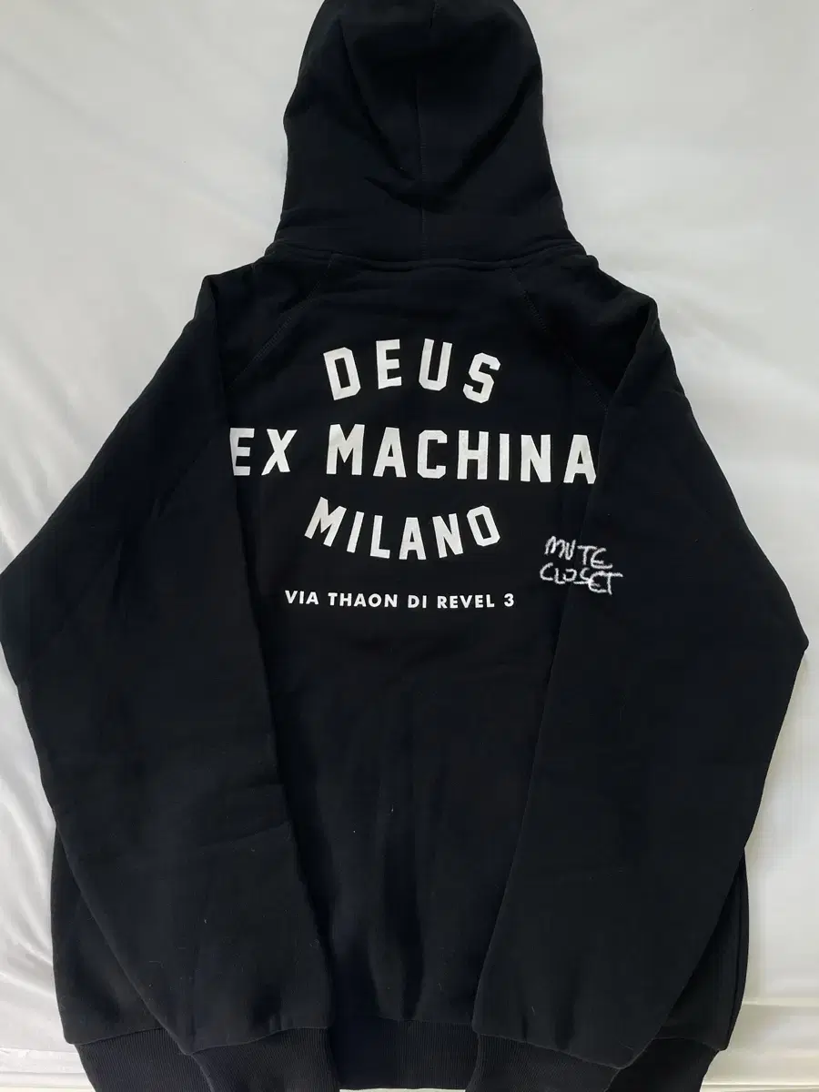 [Same Day] Deus Milano Address Hoodie Hooded Black