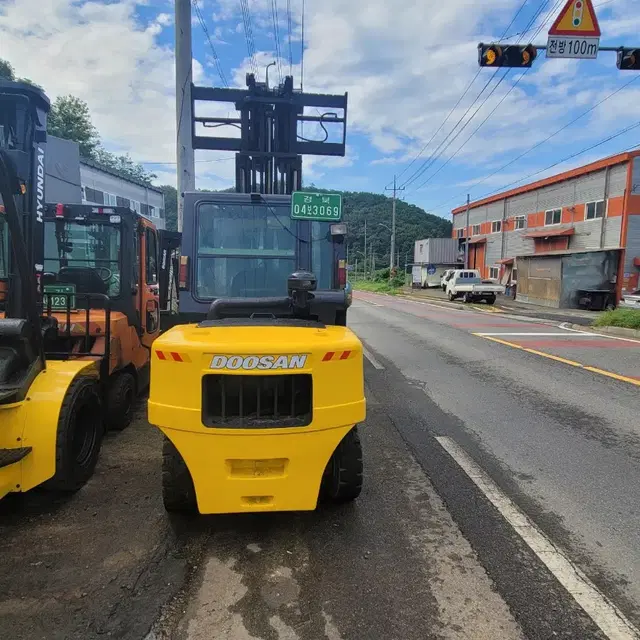 4.5톤두산중고지젤지게차