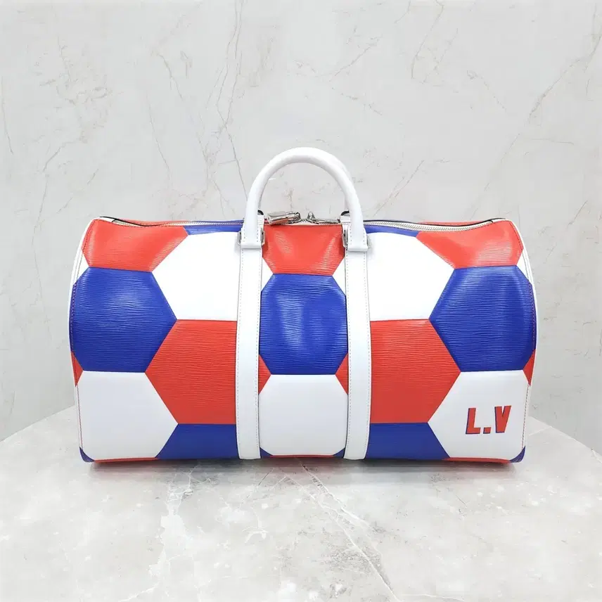 루이비통 X 피파 월드컵 한정판 LV 키폴 50 사진 1