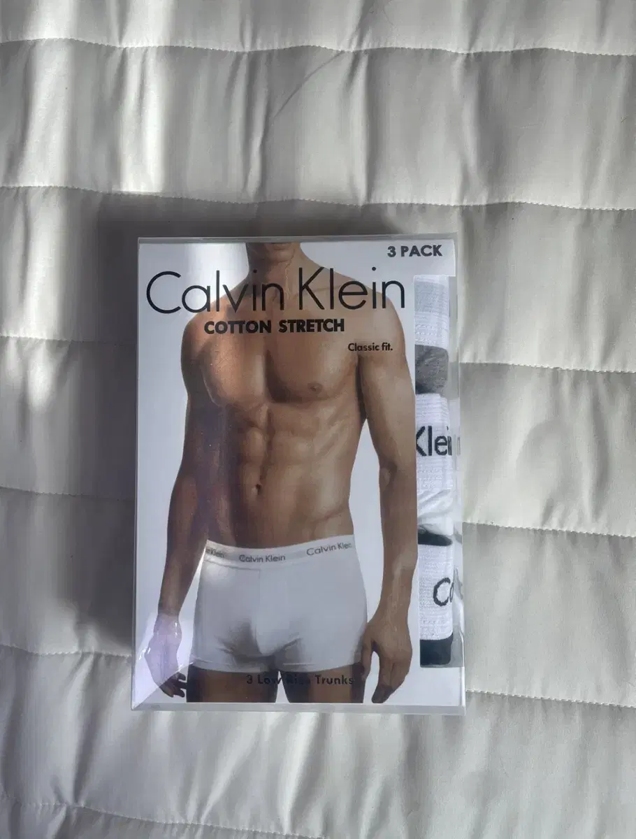 Calvin Klein Men's Briefs M