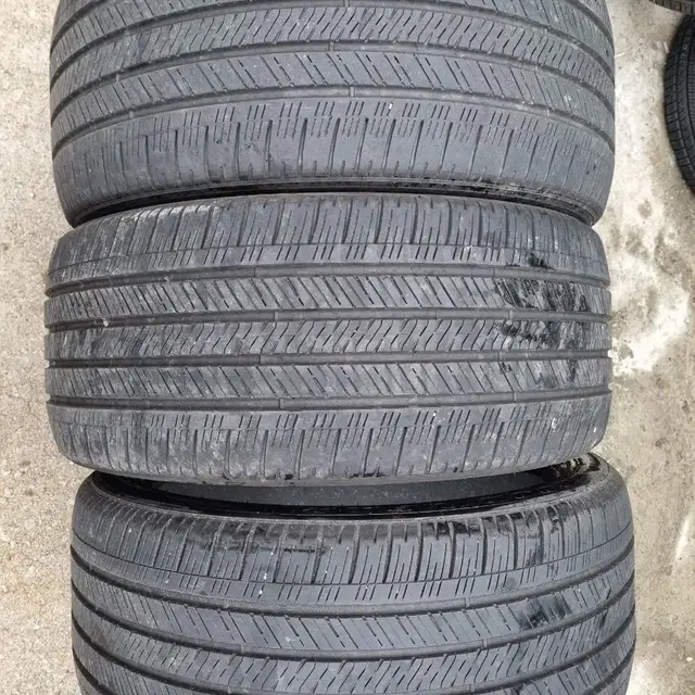 275/40R22 굿이어 중고타이어 3본 판매