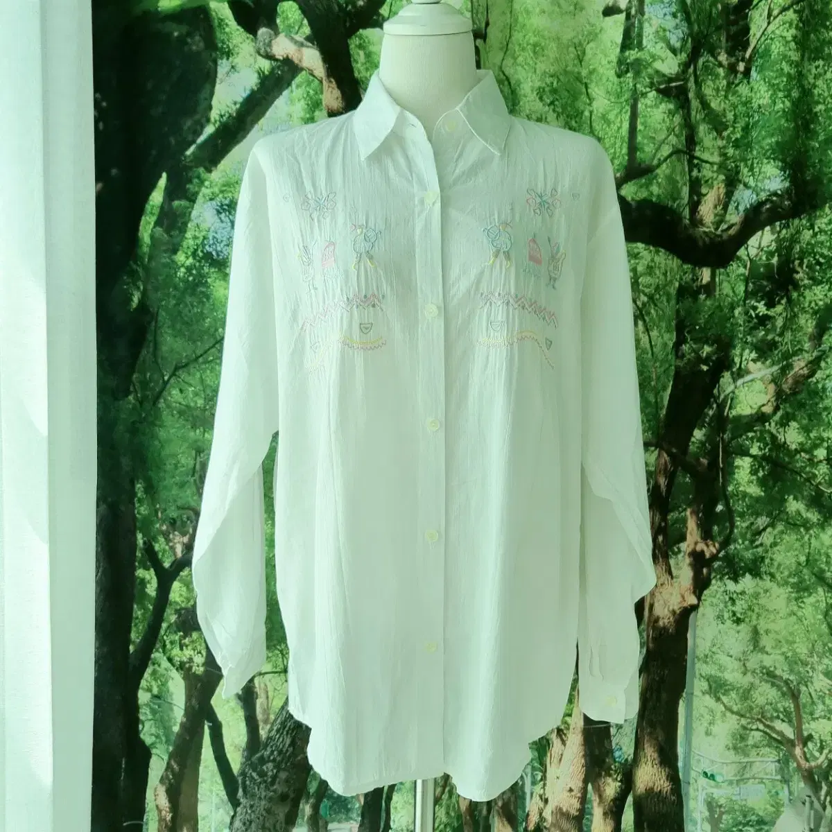 Imported vintage white embroidered shirt