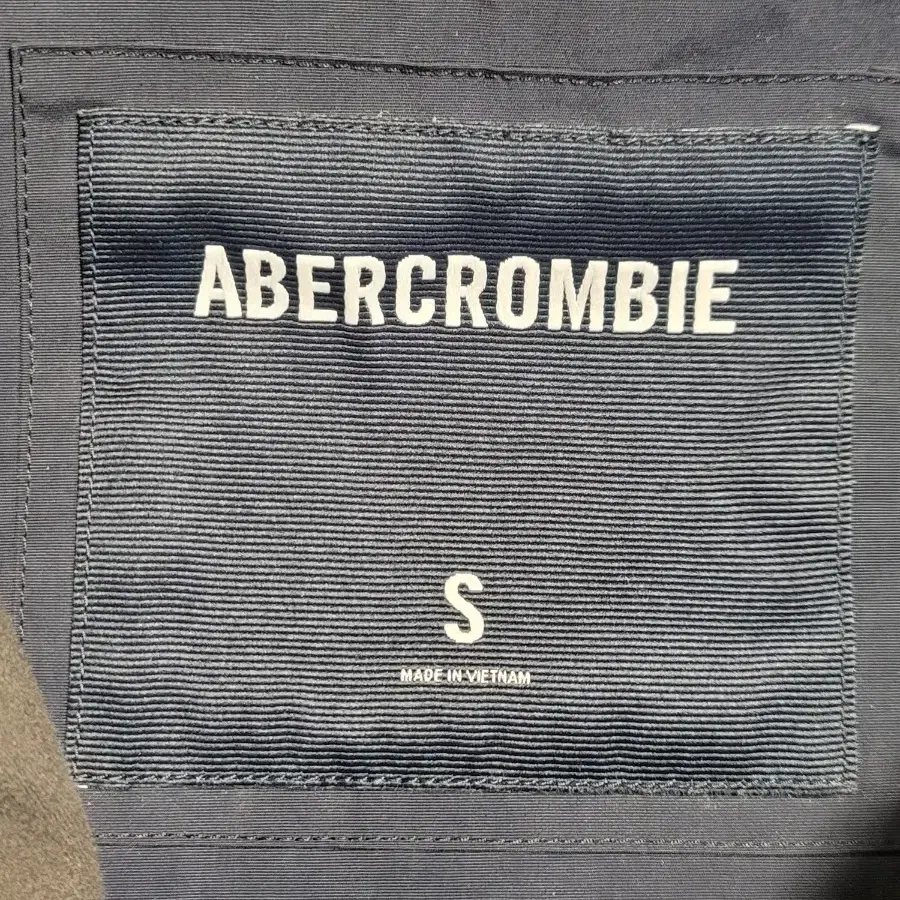 ABERCROMBIE 아베크롬비 후드 바람막이