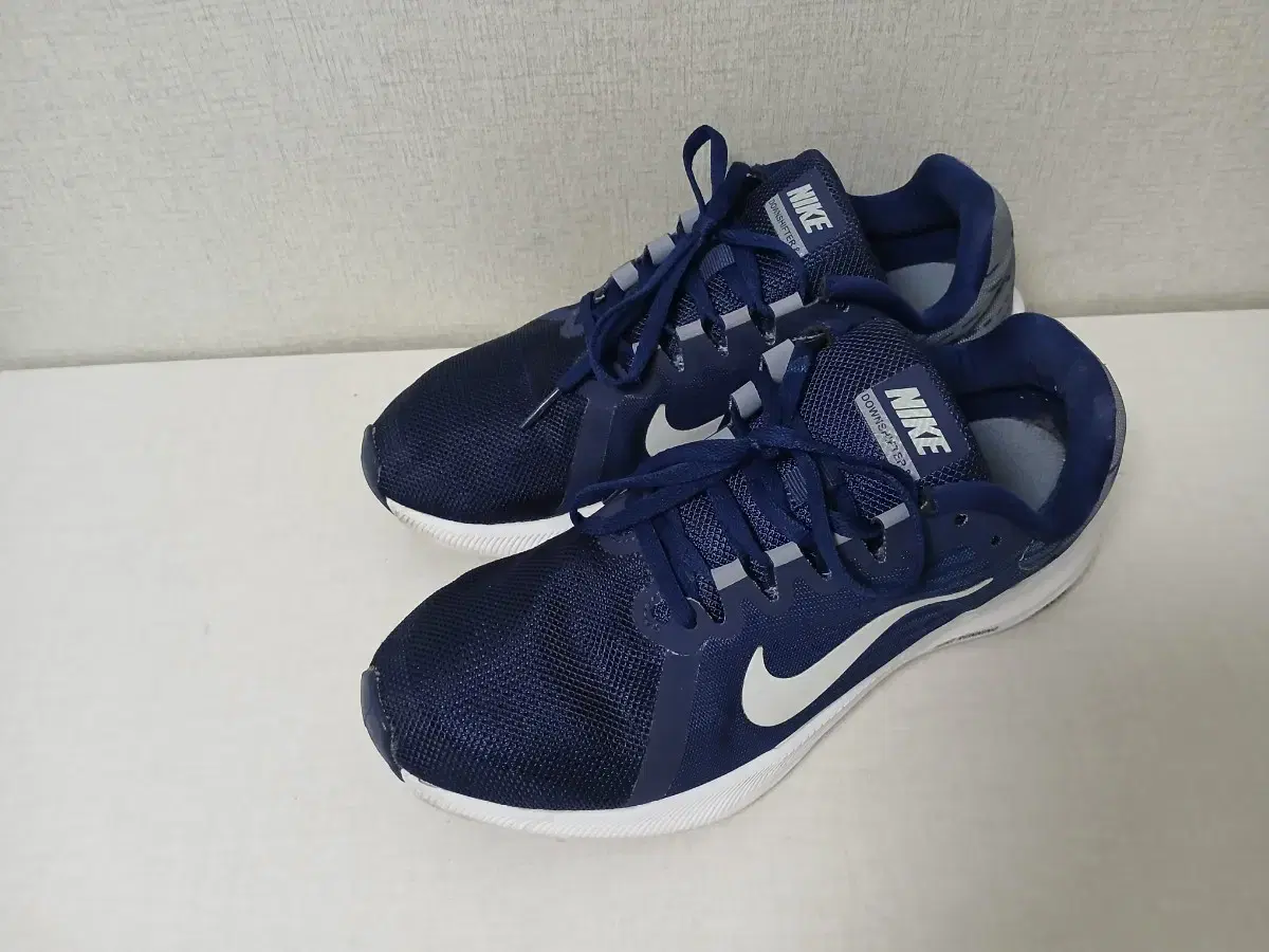 Sneakers Running shoes (Nike Running shoes 255) Condition: Excellent