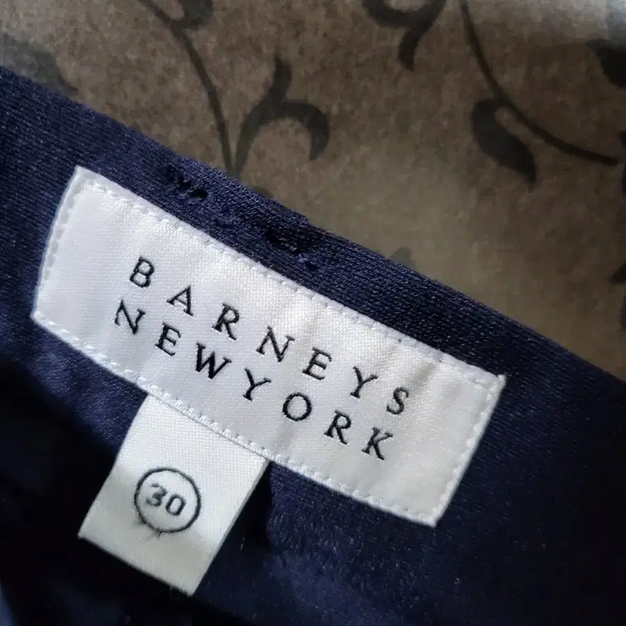 BARNEYS NEWYORK 바니스뉴욕 스판 바지 30 6437