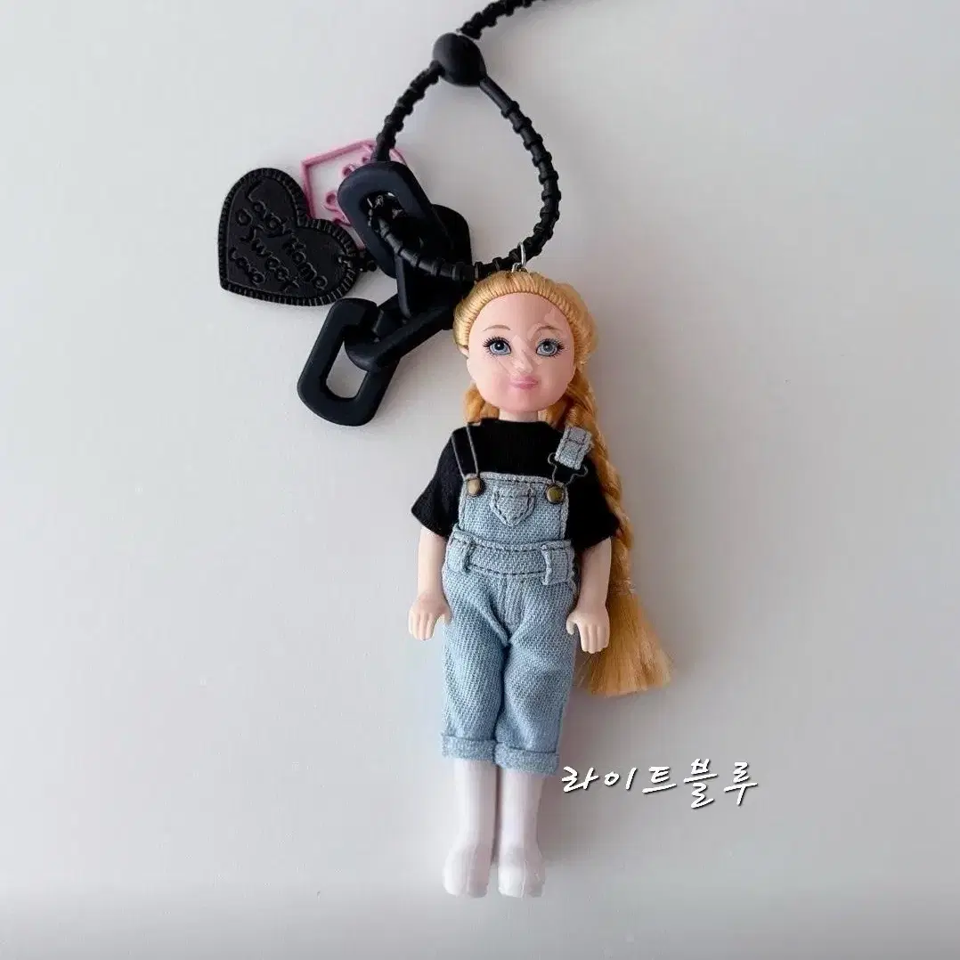 바비인형 키링 barbie keychain keyring