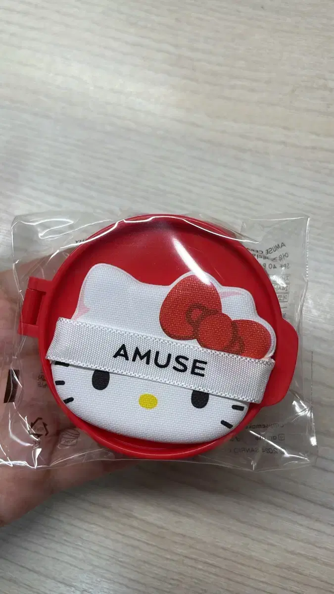 Hello Kitty Amuse Ceramic Skin Perfect Cushion No. 2 Healthy