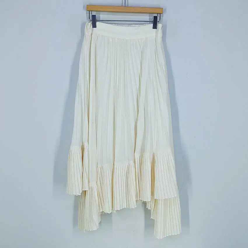 Vintage Women's Pleated Unbalanced Back Banding Skirt Beige F (HU34020)