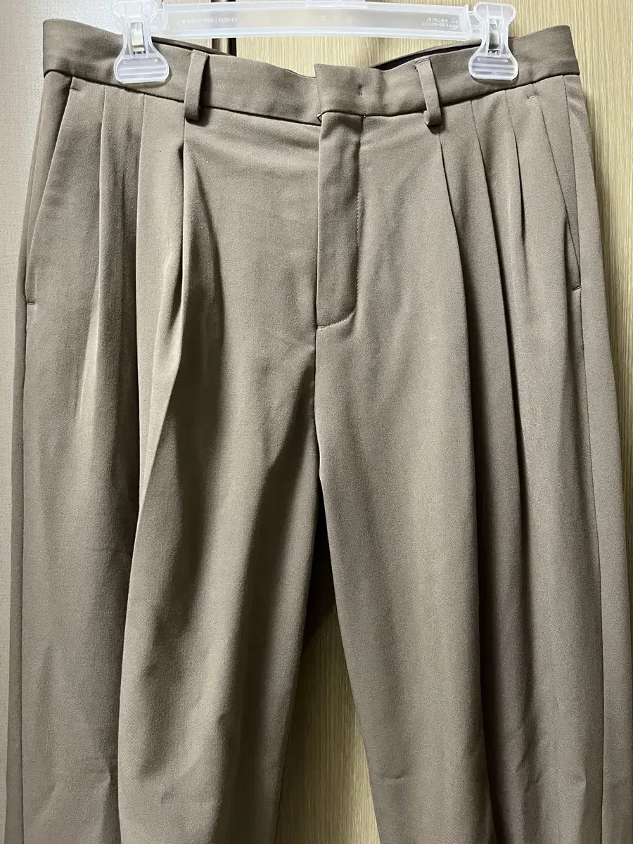 (NEW)Mutant Three-Tuck semi Balloon Slacks