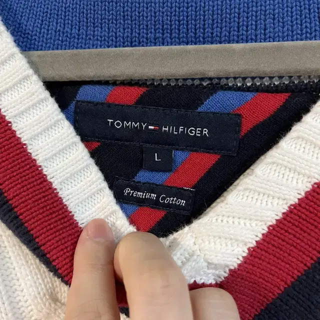 정품 타미 Tommy Hilfiger L 사이즈 니트 스웨터