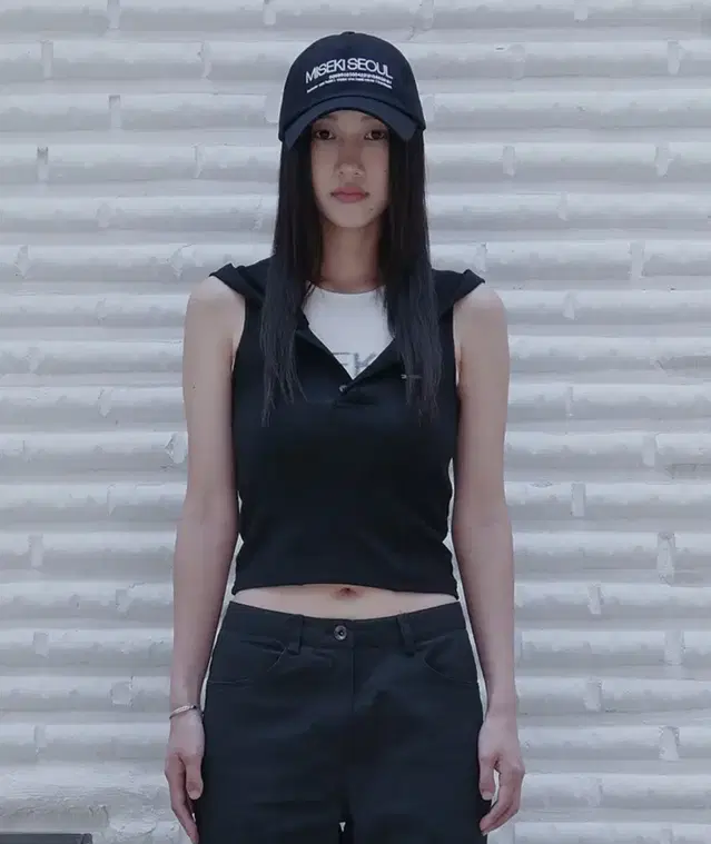 미세키서울 Line hoodie vest BLACK