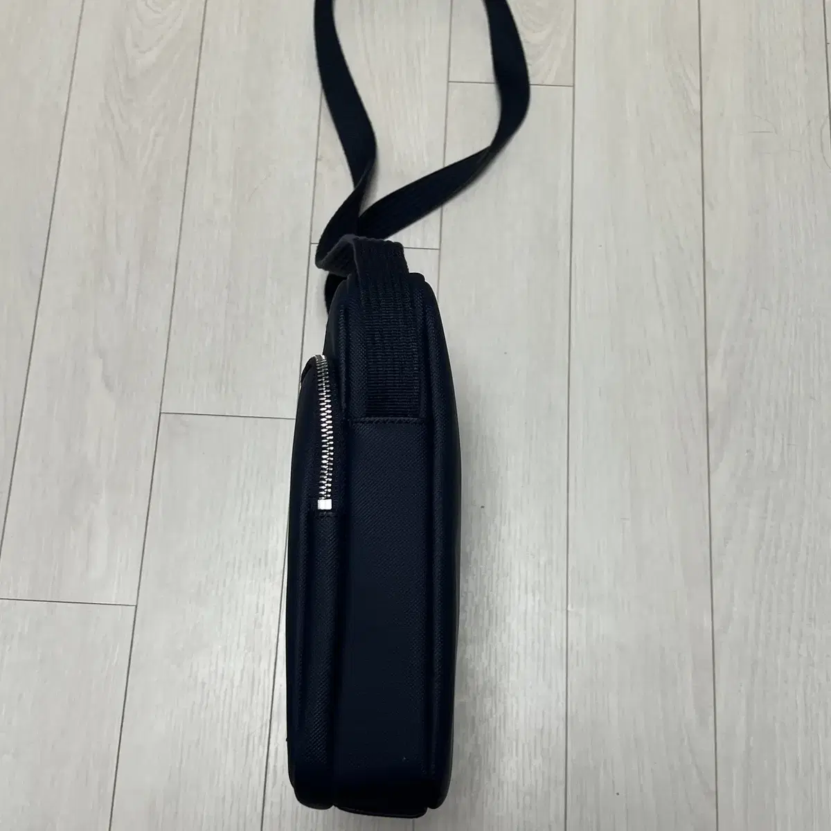 라코스테 네이비 크로스백 LACOSTE Crossbag