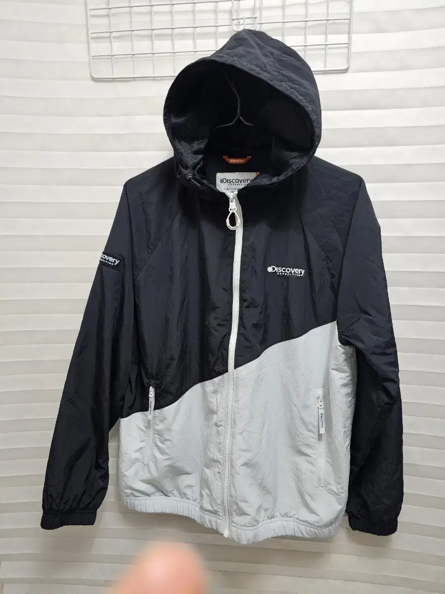 Discovery Men's Windbreaker Jacket Jumper Size 95