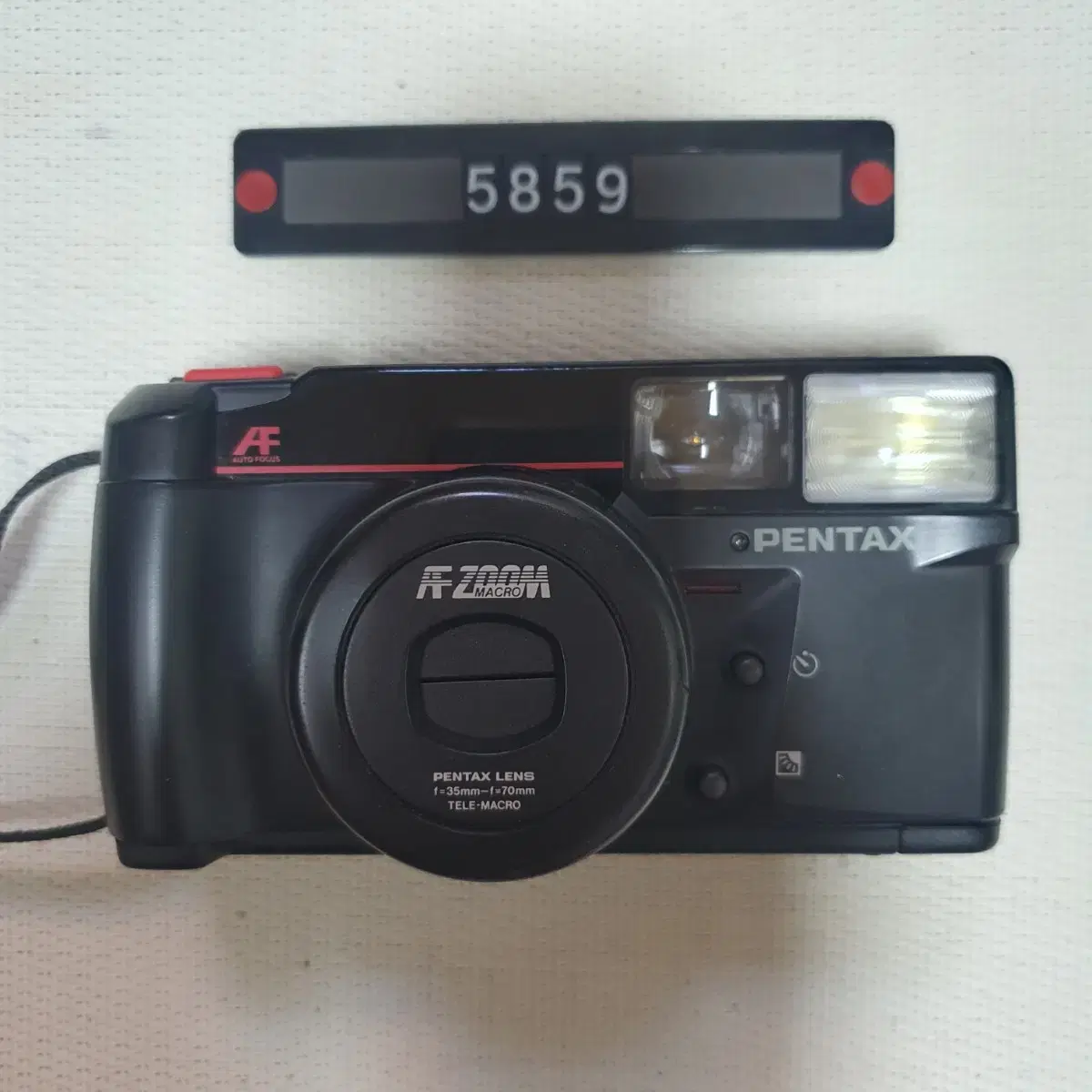 Pentax Zoom 70-S Film Camera