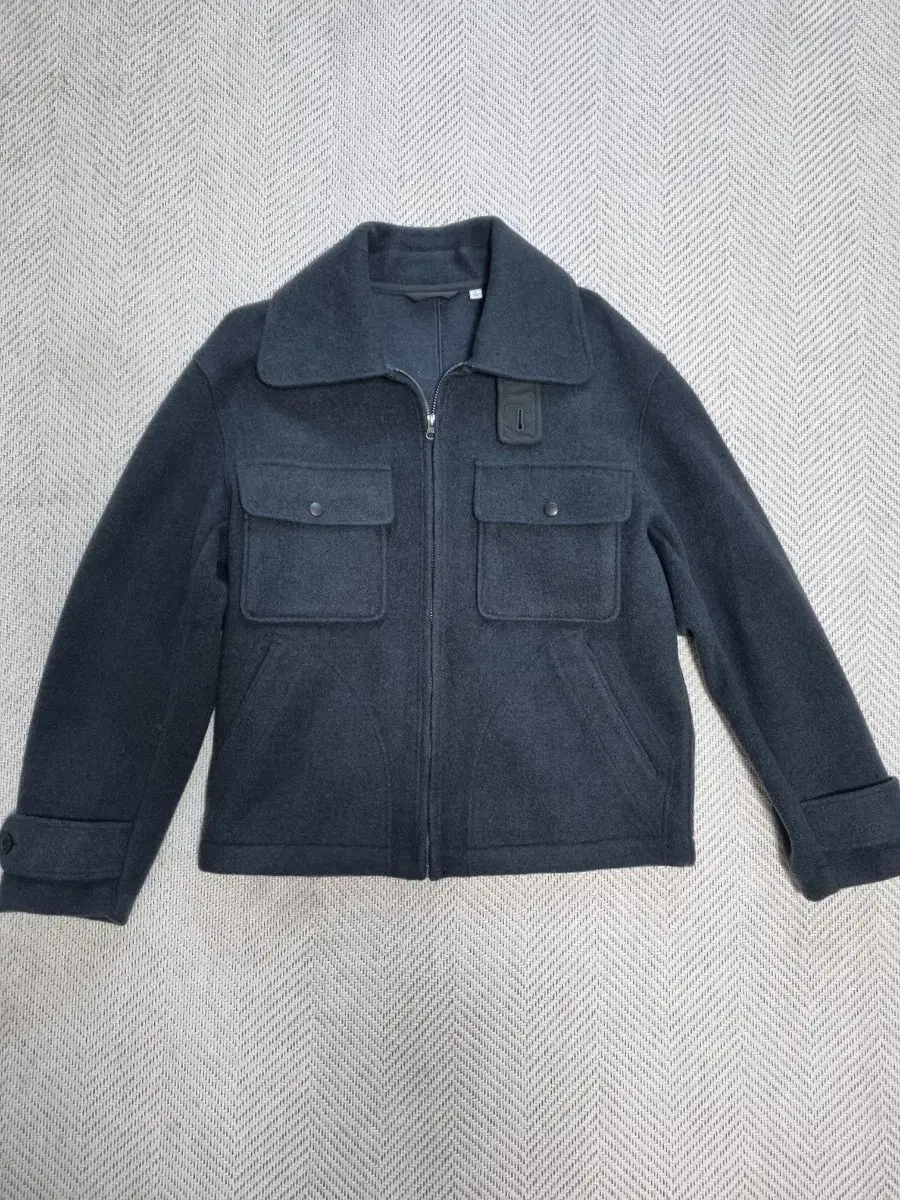 Uniqlo JacketSize Large