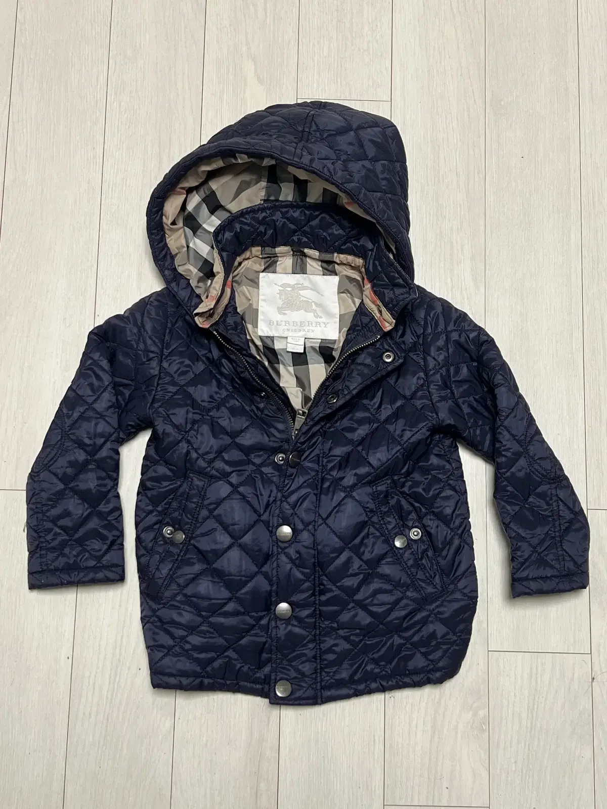 버버리 키즈 퀼팅점퍼 Burberry kids quilted jumper