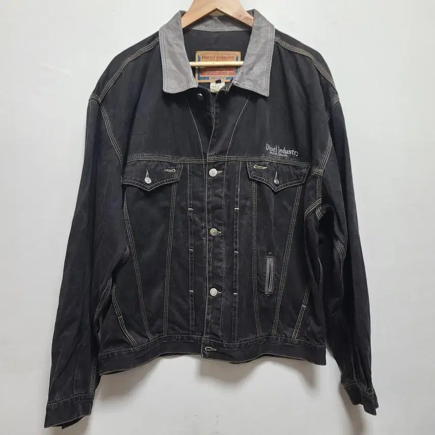 [DIESEL] Men's Vintage Tracker Black Denim Jacket USA XXL